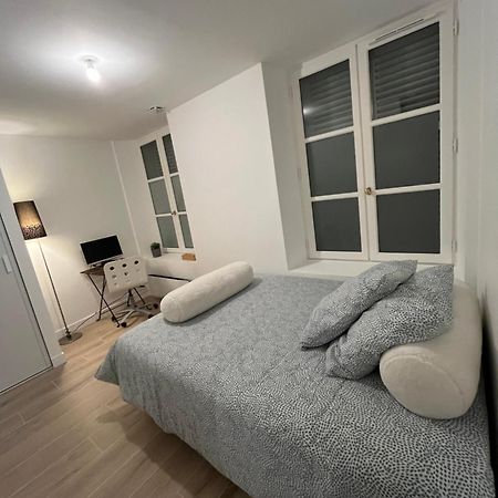 Chambre Chez Habitant Douche Wc Prives - Calme - Terrasse Saint-Germain-en-Laye Eksteriør billede